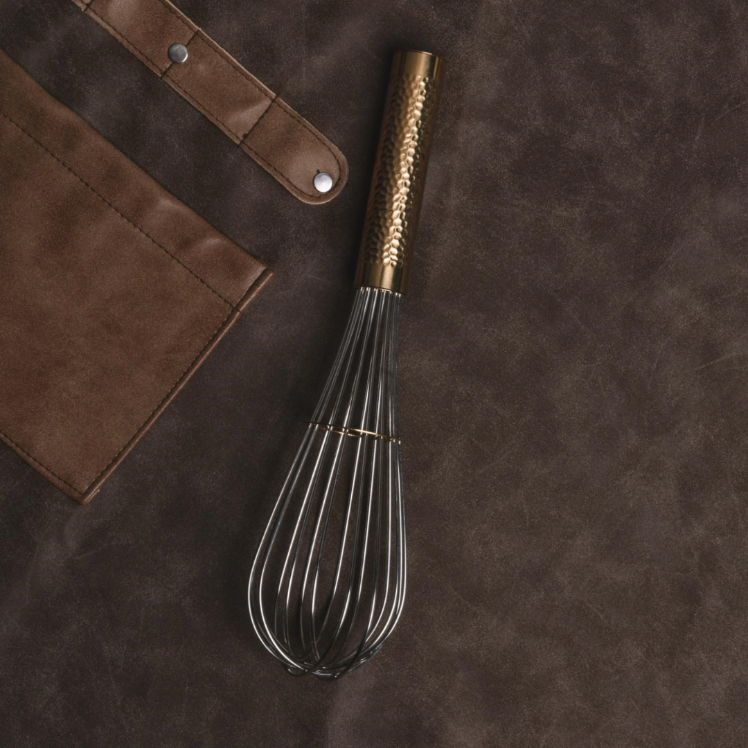 FROST - Bundle mit Schneebesen und Messlöffeln (Messing)