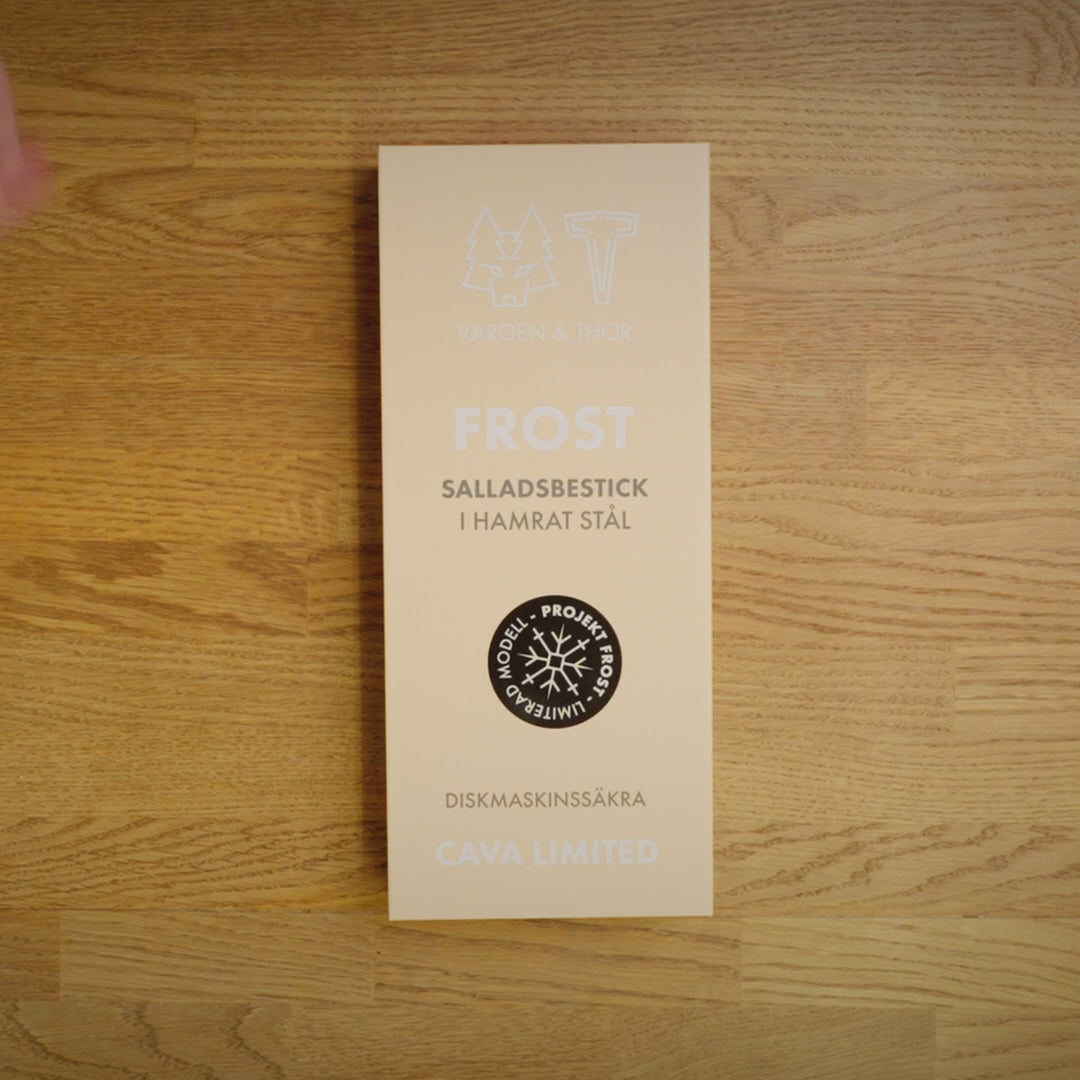 Indlæs video: FROST NIMBUS - Salatbestik (Messing)