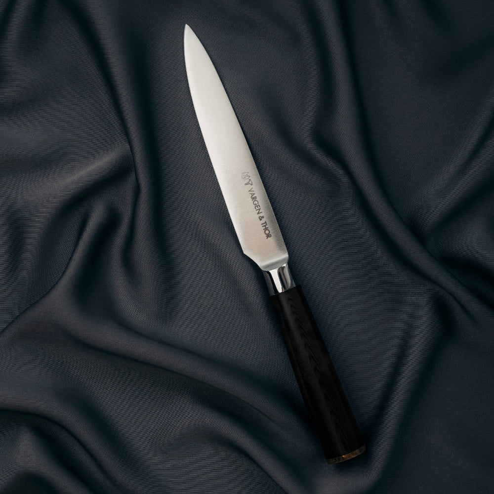 ROY mini - Gemüsemesser - perfekt ausbalanciert. Messingsockel.